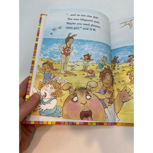 Vintage Dr. Seuss Glasses for D.W Children's Book by Marc Brown - Picture 5 of 5